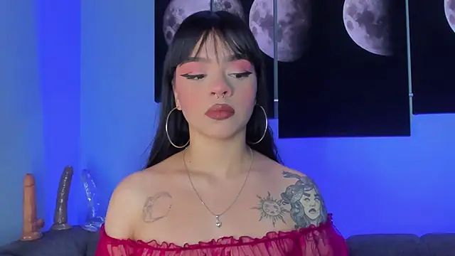 maddy walker online show from December 9, 8:54 pm