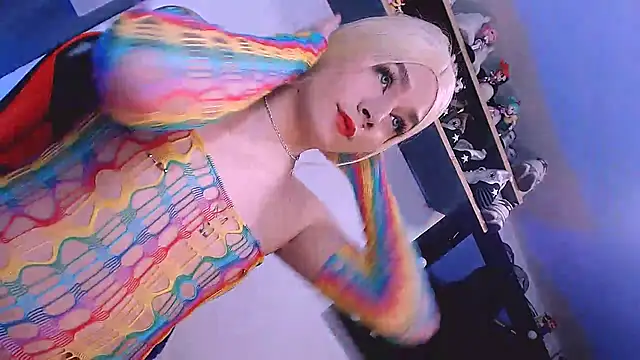 Snapshot of bubble_red chatting on September 9, 1:05 am bubble red online show from September 9, 1:05 am