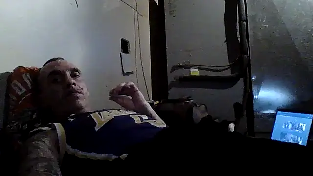 Snapshot of CandiedPompano chatting on October 20, 3:29 am CandiedPompano online show from October 20, 3:29 am