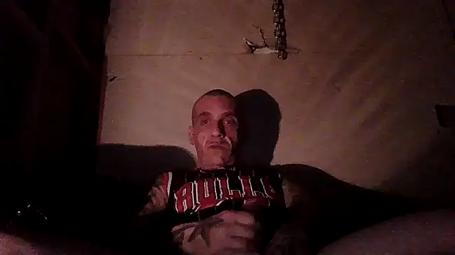 Snapshot of CandiedPompano chatting on October 31, 5:30 am CandiedPompano online show from October 31, 5:30 am