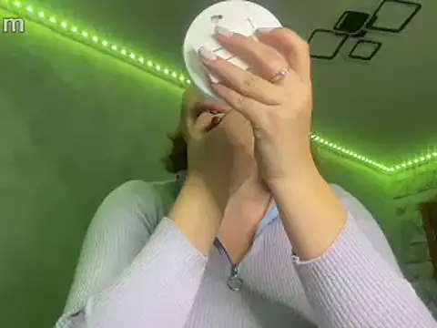 Thalia  Star online show from December 22, 5:21 pm