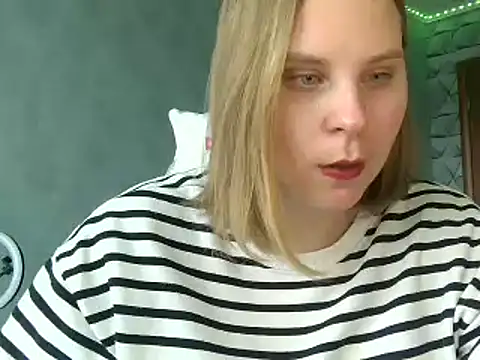 Thalia  Star online show from February 19, 10:56 am