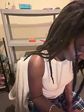 Snapshot of choclatepeaach chatting on November 4, 8:57 am choclatepeaach online show from November 4, 8:57 am