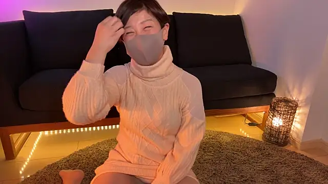 Snapshot of Risa_06 chatting on December 18, 4:17 pm Risa 06 online show from December 18, 4:17 pm