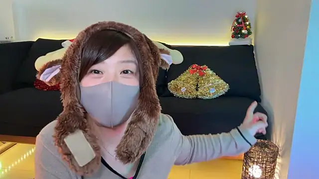 Snapshot of Risa_06 chatting on December 24, 6:33 am Risa 06 online show from December 24, 6:33 am