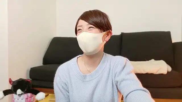 Snapshot of Risa_06 chatting on December 31, 6:05 am Risa 06 online show from December 31, 6:05 am