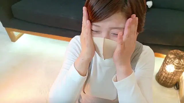 Snapshot of Risa_06 chatting on February 1, 6:21 am Risa 06 online show from February 1, 6:21 am