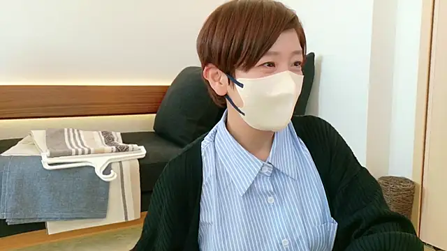 Snapshot of Risa_06 chatting on March 13, 12:05 am Risa 06 online show from March 13, 12:05 am