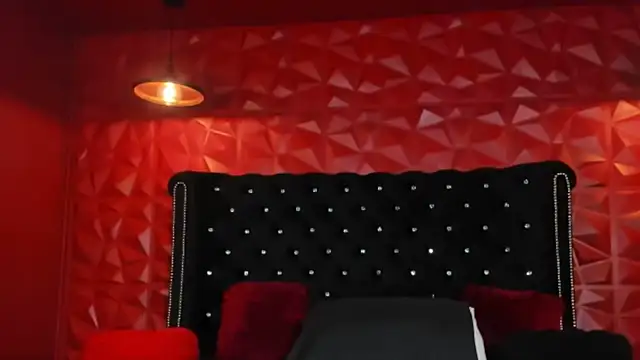 KendralHolson online show from March 20, 4:51 am