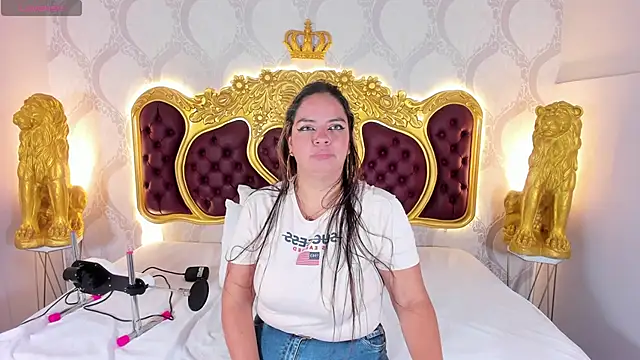 KendralHolson online show from October 24, 4:31 am