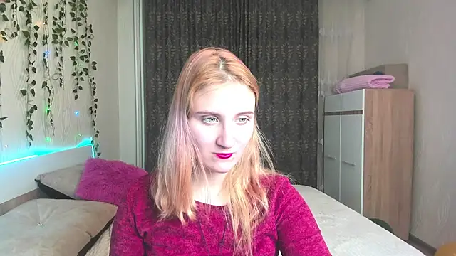 Miss Elsa  online show from February 10, 1:01 pm