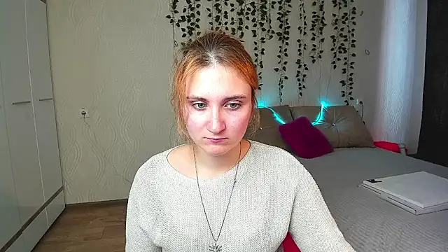 Miss Elsa  online show from March 4, 8:57 am