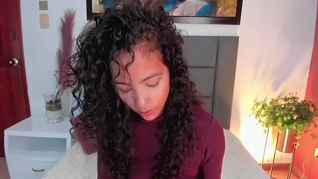 Snapshot of AntonellaHall_ chatting on March 14, 4:09 pm AntonellaHall online show from March 14, 4:09 pm