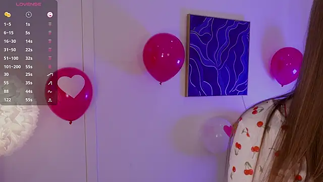 Lilly Colins online show from February 14, 3:15 pm