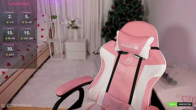 ClaireFaers  online show from December 26, 1:43 pm