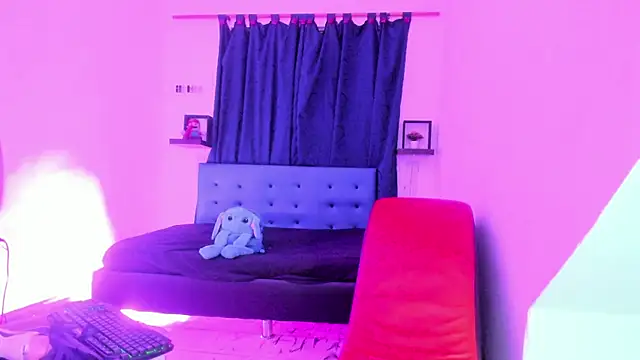 Camila TransGirl online show from March 19, 6:57 am