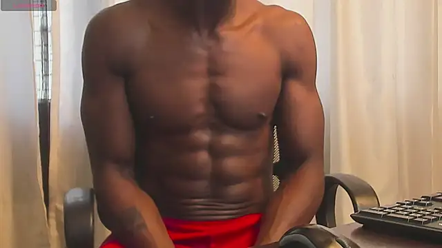 Snapshot of Miltton_Jakee chatting on February 18, 8:03 pm Miltton Jakee online show from February 18, 8:03 pm