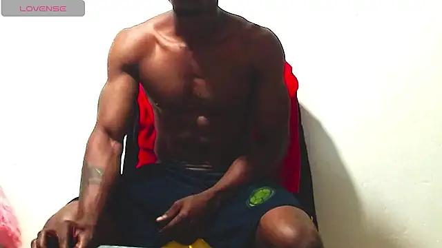 Snapshot of Miltton_Jakee chatting on March 17, 3:25 am Miltton Jakee online show from March 17, 3:25 am