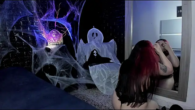 Snapshot of Calliope_dark chatting on November 6, 3:24 pm Calliope dark online show from November 6, 3:24 pm