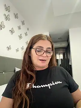 AntonellaAlondra4 online show from September 28, 9:20 pm