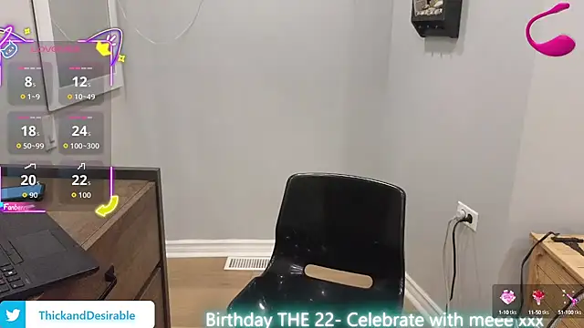 Snapshot of ThickGirlsDoItBetter chatting on September 12, 7:36 pm ThickGirlsDoItBetter online show from September 12, 7:36 pm