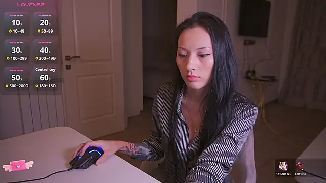 Snapshot of hana99 chatting on October 25, 10:26 pm hana99 online show from October 25, 10:26 pm