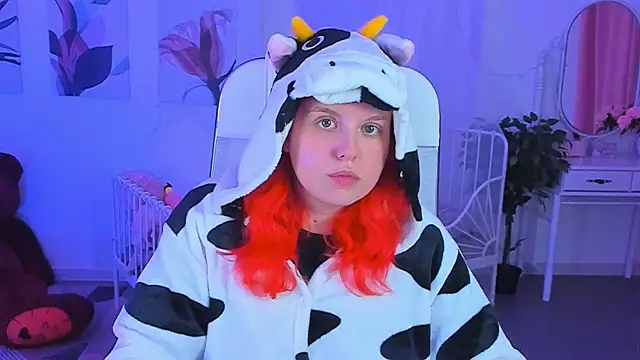 NielletaBlossom online show from February 3, 5:35 pm