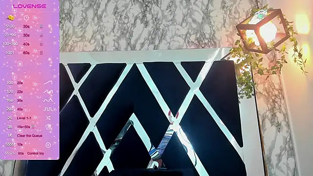 Violet m online show from December 1, 8:42 pm