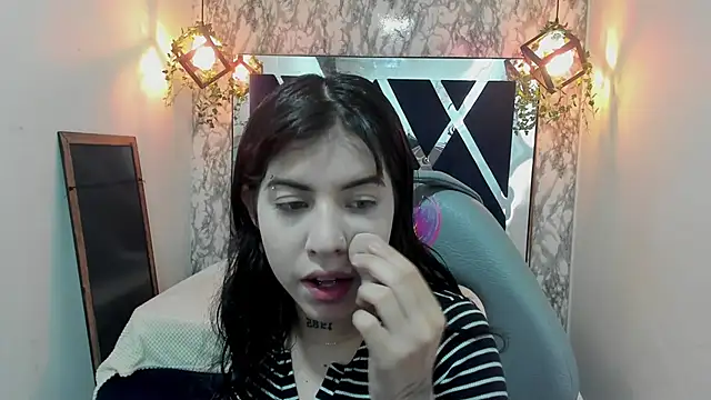 Violet m online show from December 10, 6:28 pm