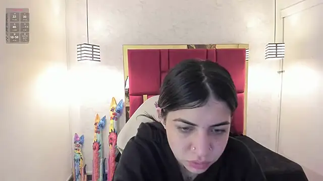 Violet m online show from October 4, 11:52 am