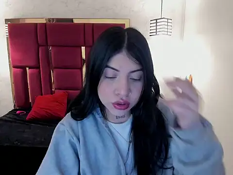 Violet m online show from October 28, 12:19 pm