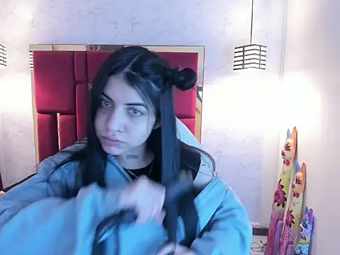 Violet m online show from October 30, 1:01 pm