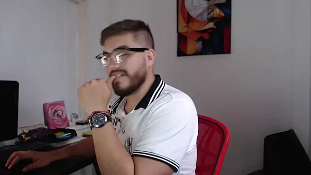 Dylanwish online show from February 10, 10:30 pm