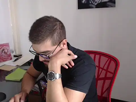 Dylanwish online show from October 7, 7:55 pm