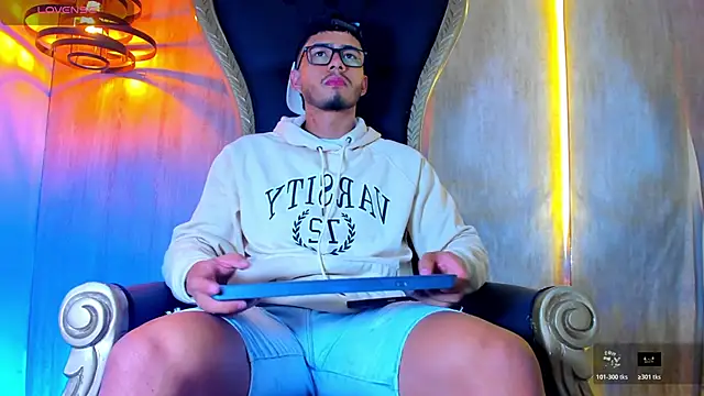 thaddeus king online show from November 2, 10:56 pm