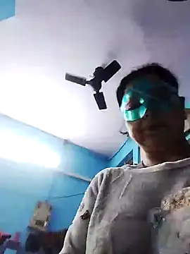 Snapshot of bobbyronak chatting on January 21, 2:22 am bobbyronak online show from January 21, 2:22 am