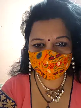 Snapshot of bobbyronak chatting on February 21, 6:37 pm bobbyronak online show from February 21, 6:37 pm