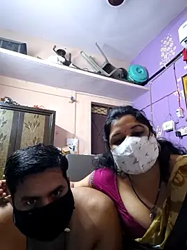 Snapshot of bobbyronak chatting on September 8, 6:40 pm bobbyronak online show from September 8, 6:40 pm