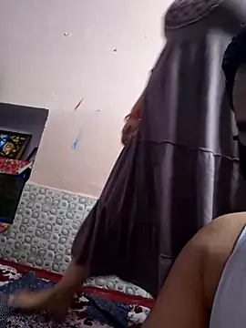 Snapshot of bobbyronak chatting on September 11, 9:20 am bobbyronak online show from September 11, 9:20 am