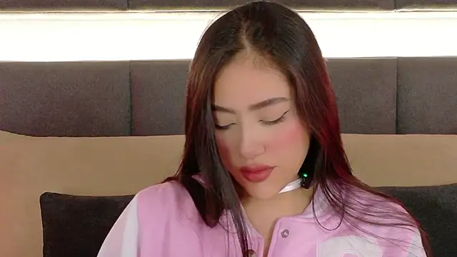 nicolle pierce online show from October 16, 1:23 pm