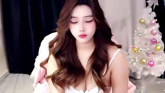 Snapshot of lkjfdsks chatting on February 5, 5:31 pm lkjfdsks online show from February 5, 5:31 pm