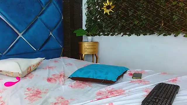 EstrellaRuizz online show from October 12, 2:54 am