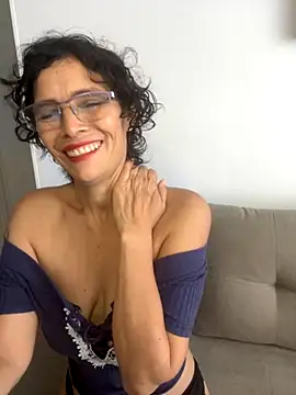 MireyaTorresGu online show from November 15, 2:35 pm