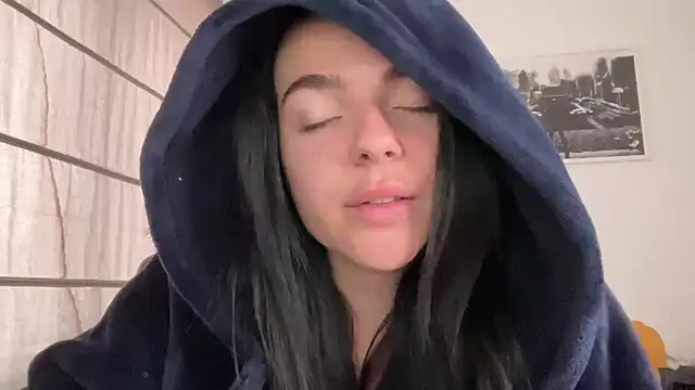 yorkshiregal online show from December 2, 9:24 am