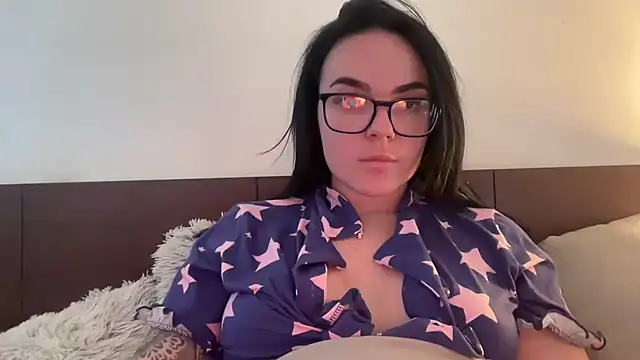 yorkshiregal online show from January 9, 3:34 pm