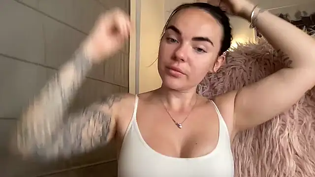 yorkshiregal online show from February 22, 5:02 am