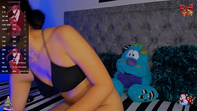 Snapshot of abigail_smith18 chatting on December 7, 4:47 pm abigail smith18 online show from December 7, 4:47 pm