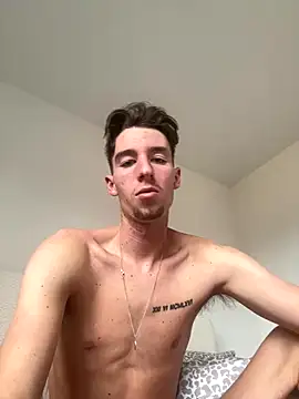 Snapshot of MikesWood21 chatting on September 16, 9:21 am MikesWood21 online show from September 16, 9:21 am