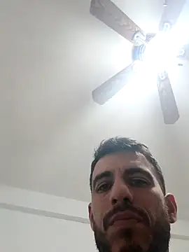 jhonyhot9292 online show from December 2, 5:46 am