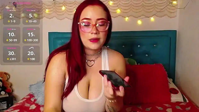 Snapshot of zarquita99 chatting on January 12, 11:15 pm zarquita99 online show from January 12, 11:15 pm